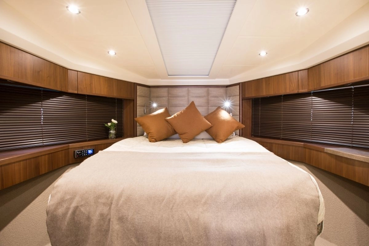 Guest cabin of yacht Princess 64 K4.