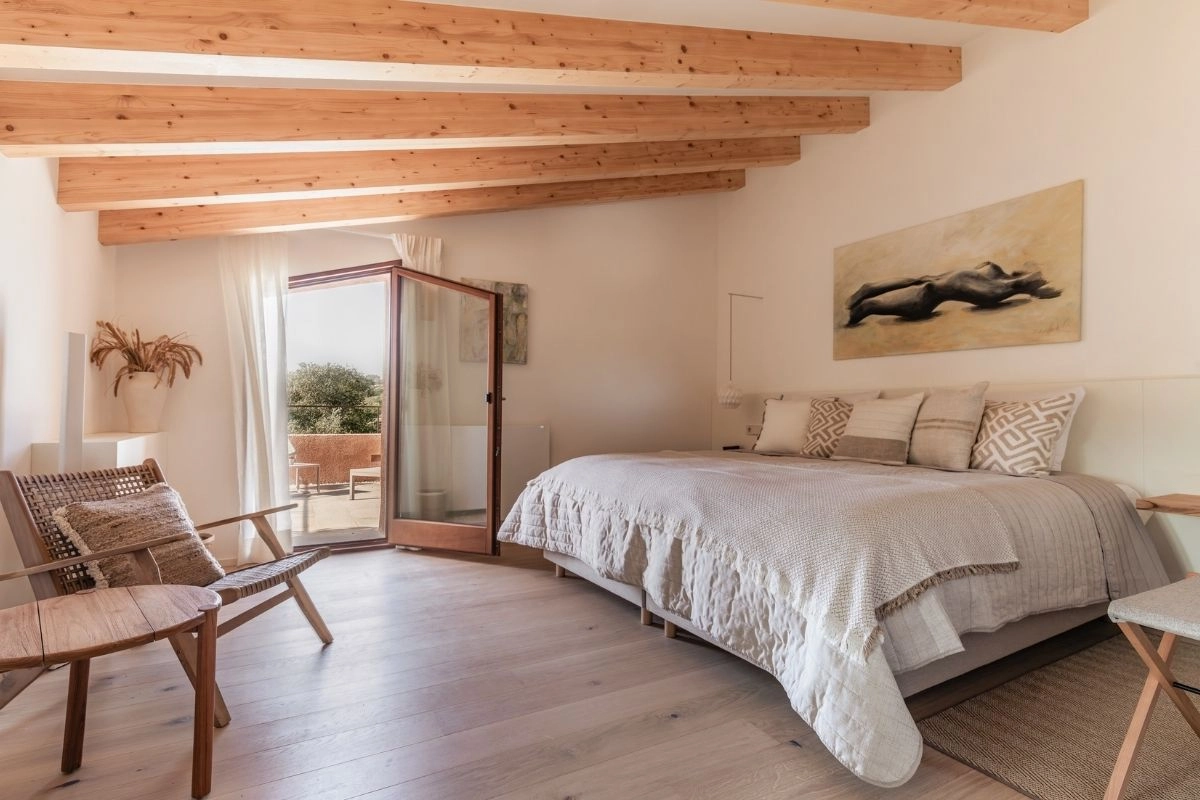 Sa Talia guest bedroom