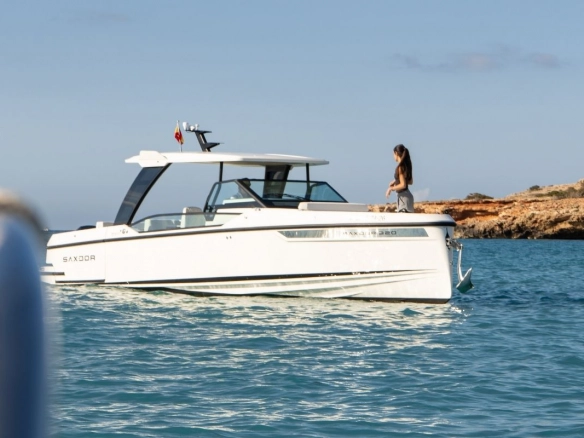 Charter yacht Saxdor 320 GTO Global in Ibiza