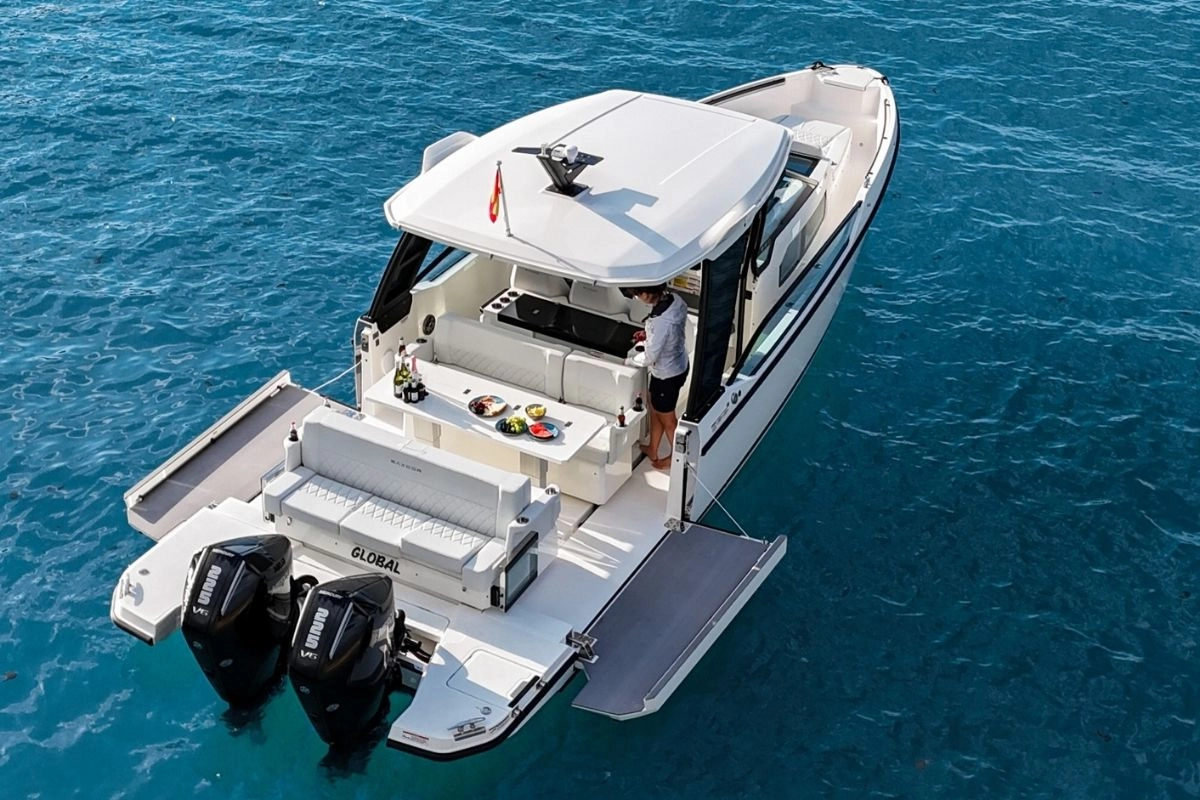 Charter yacht Saxdor 320 GTO Global in Ibiza