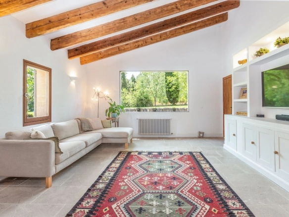 Living room of Villa Puigpunyent