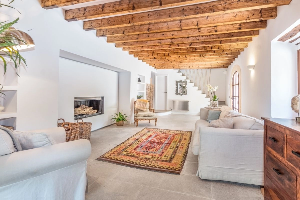 Salon of Villa Puigpunyent