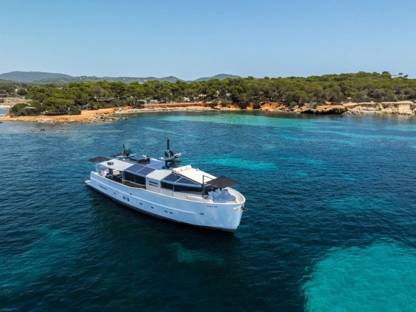 Arcadia 85 Dhamma II in Ibiza