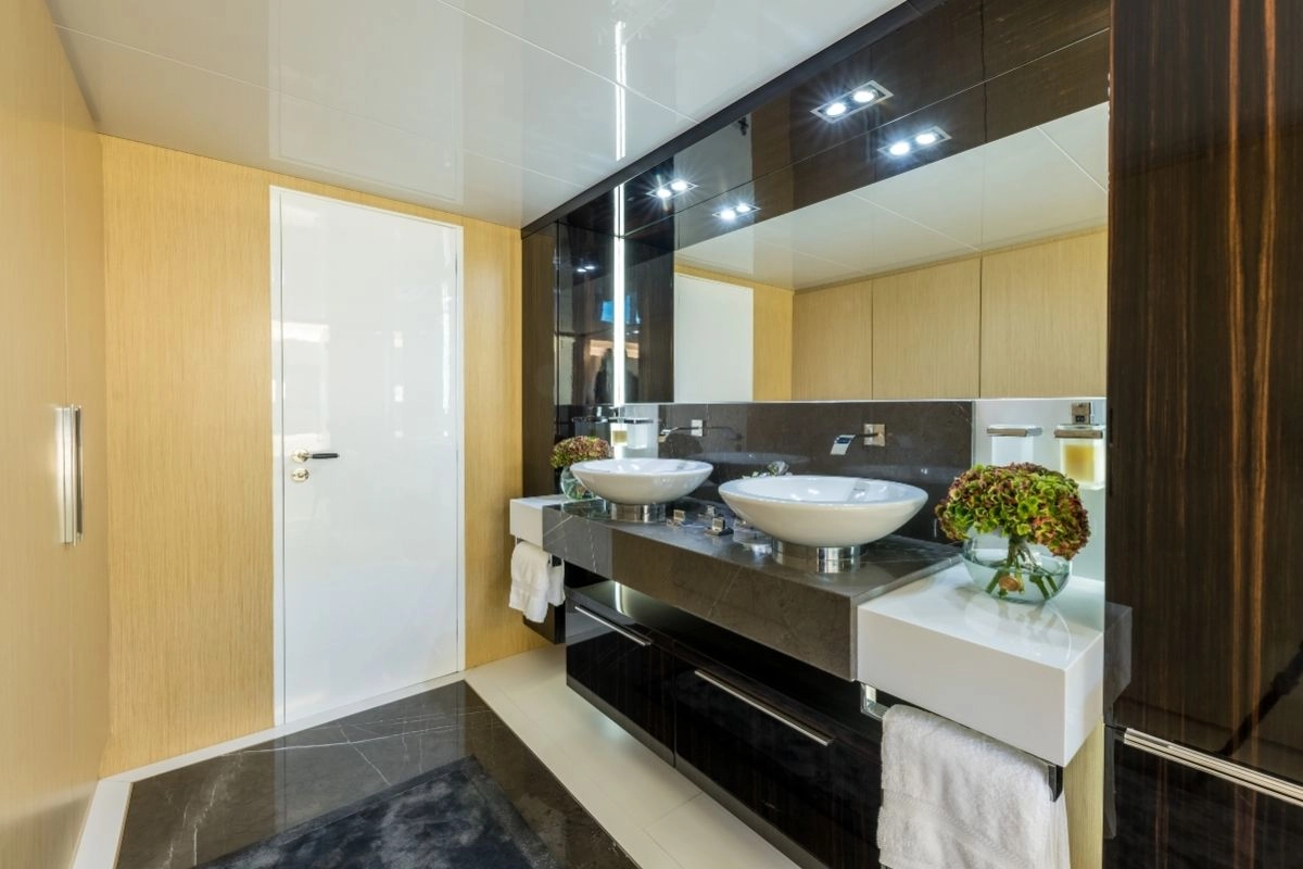 Arcadia 85 Dhamma II bathroom