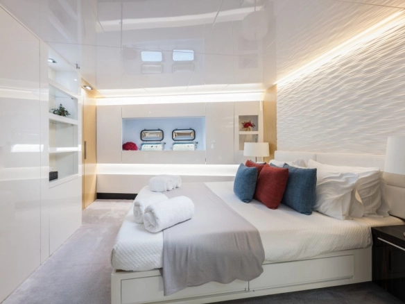 Arcadia 85 Dhamma II guest cabin