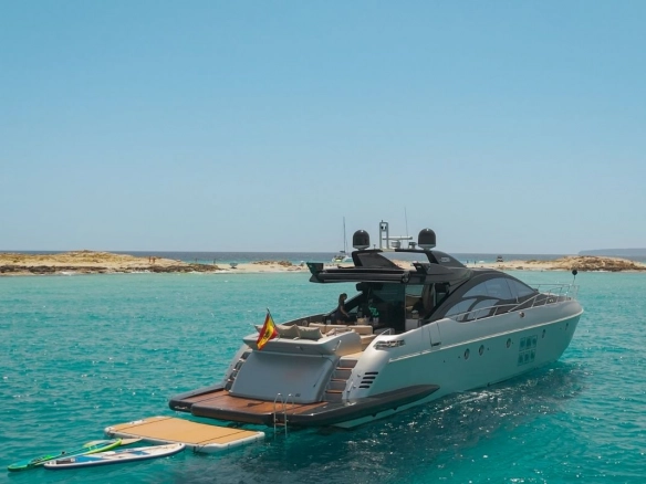Azimut 86 The Jungle in Ibiza