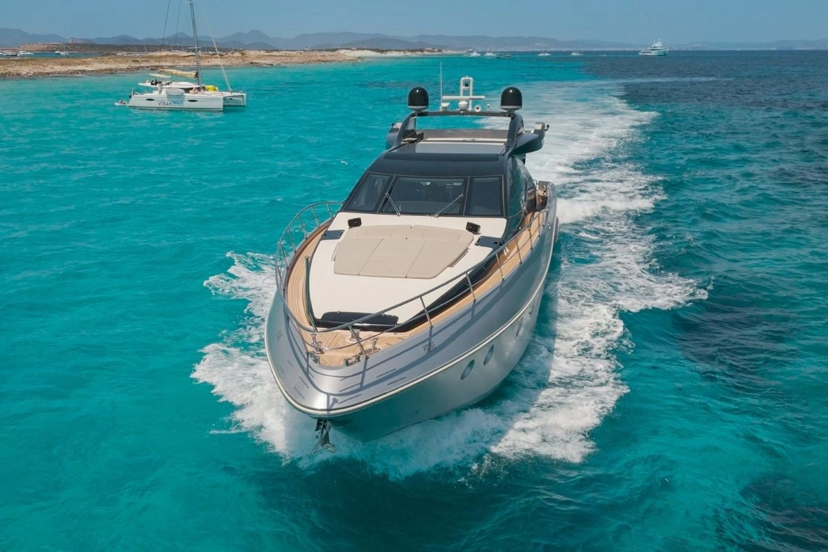 Azimut 86 The Jungle in Ibiza