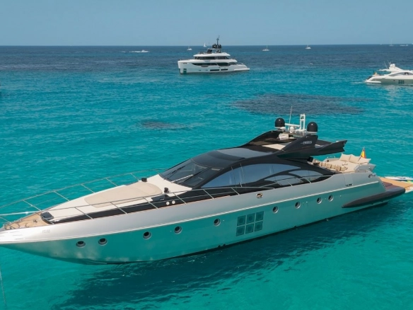 Azimut 86 The Jungle in Ibiza