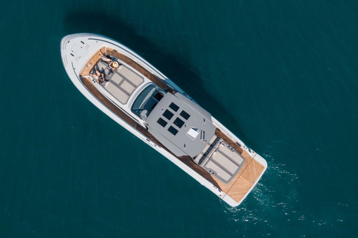 Canados Gladiator 49 Grand in Ibiza