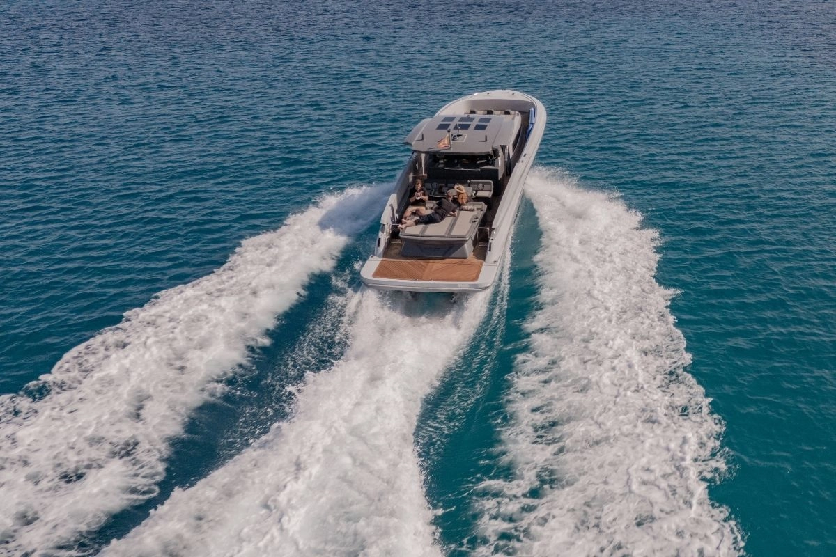 Canados Gladiator 49 Grand in Ibiza