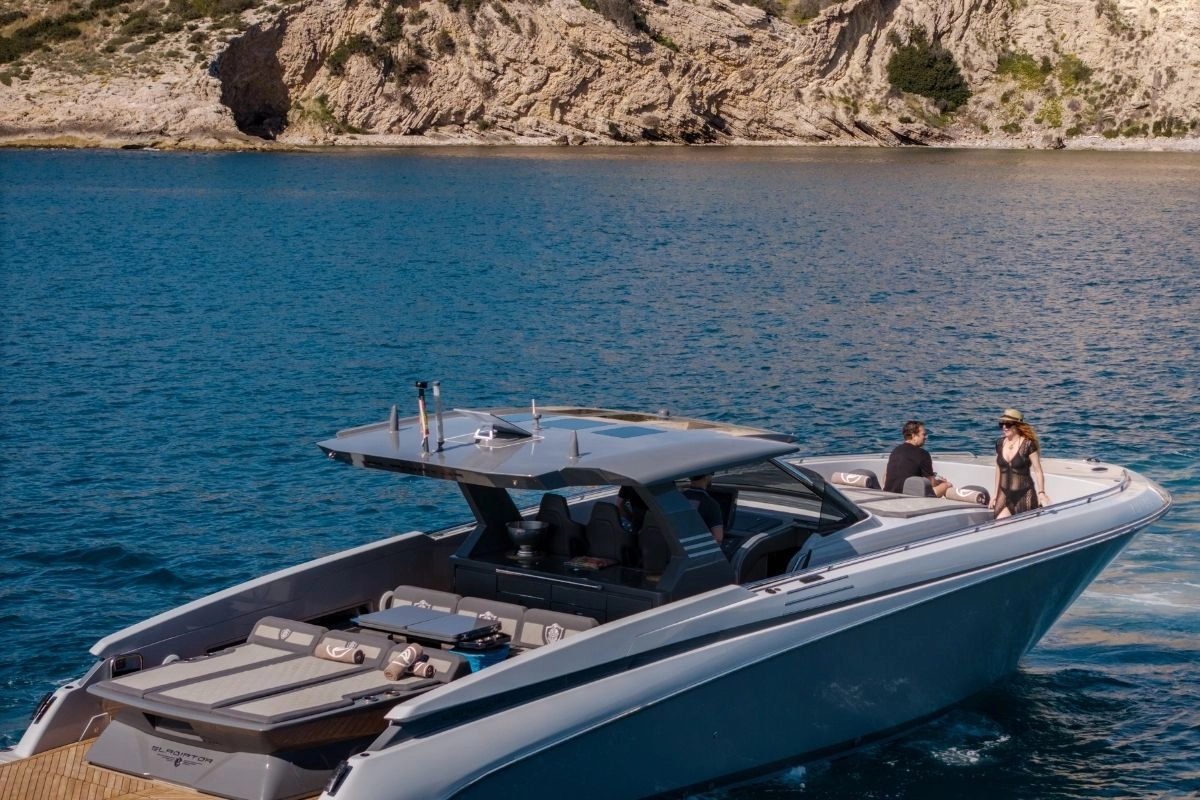 Canados Gladiator 49 Grand in Ibiza