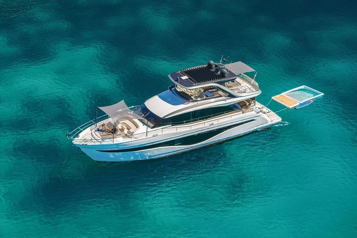 Charter yacht Princess Y72 Prince of Peace in Mallorca