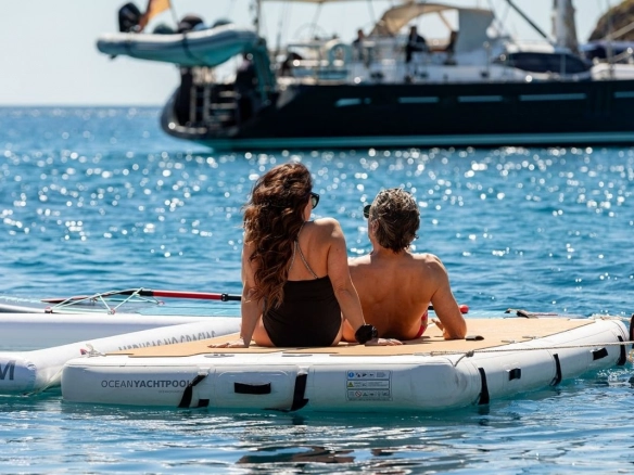 Charter yacht Princess Y72 Prince of Peace inflatable platform