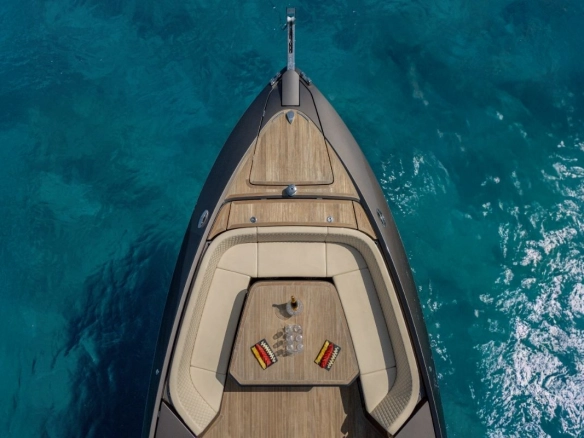 Frauscher 1414 in Ibiza