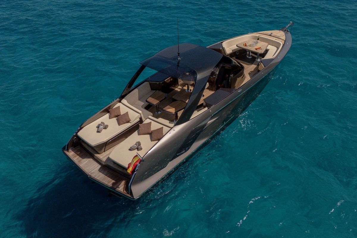 Frauscher 1414 in Ibiza