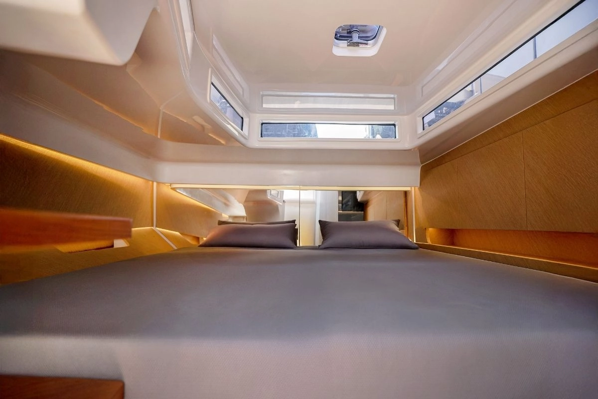 Frauscher 1414 interior