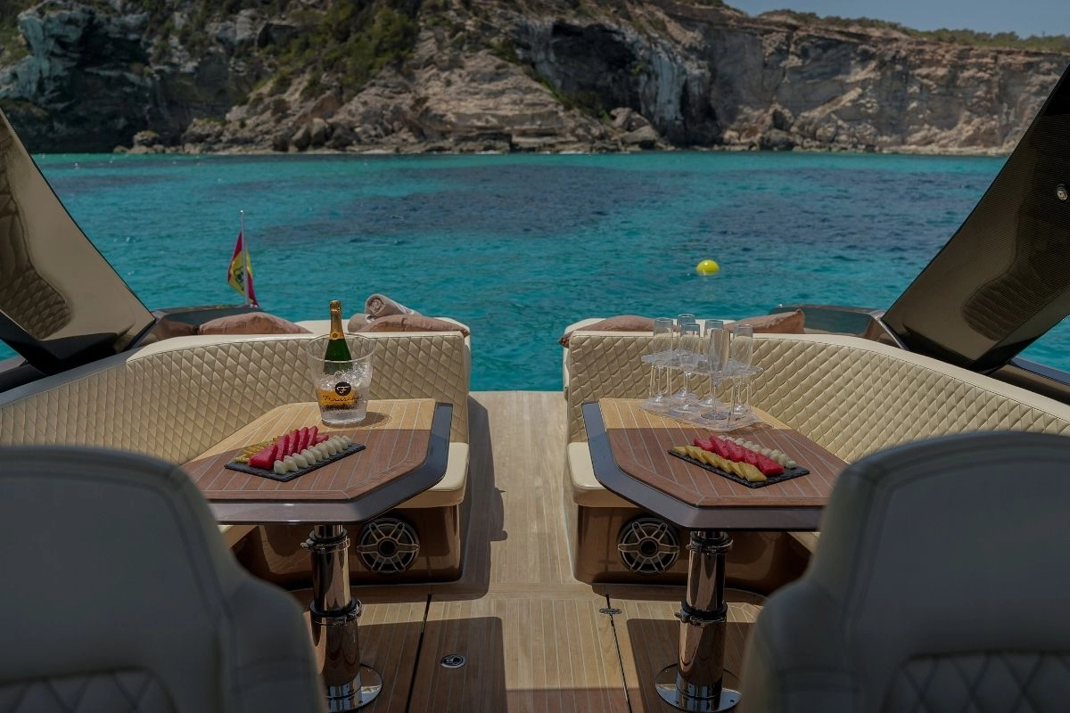 Frauscher 1414 in Ibiza