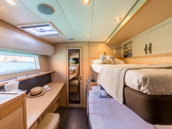 Lagoon 630 Seek in Mallorca guest cabin