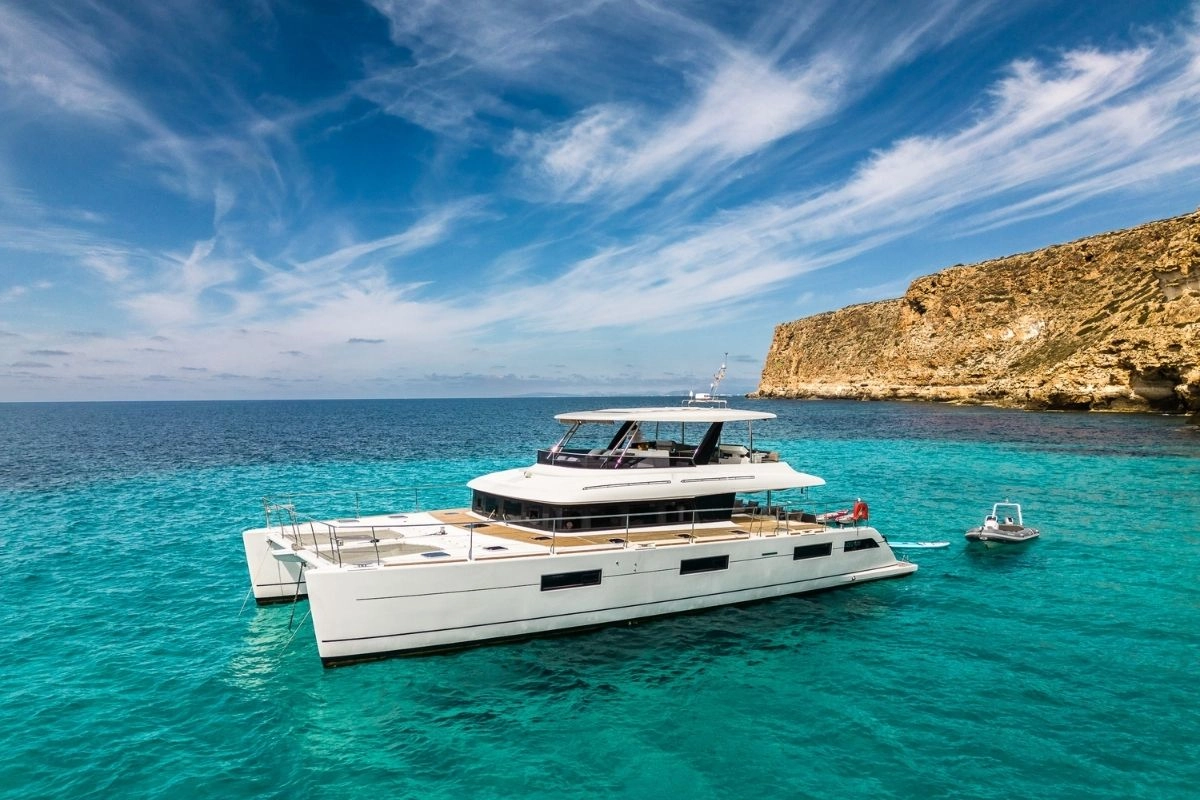 Lagoon 630 Seek in Mallorca