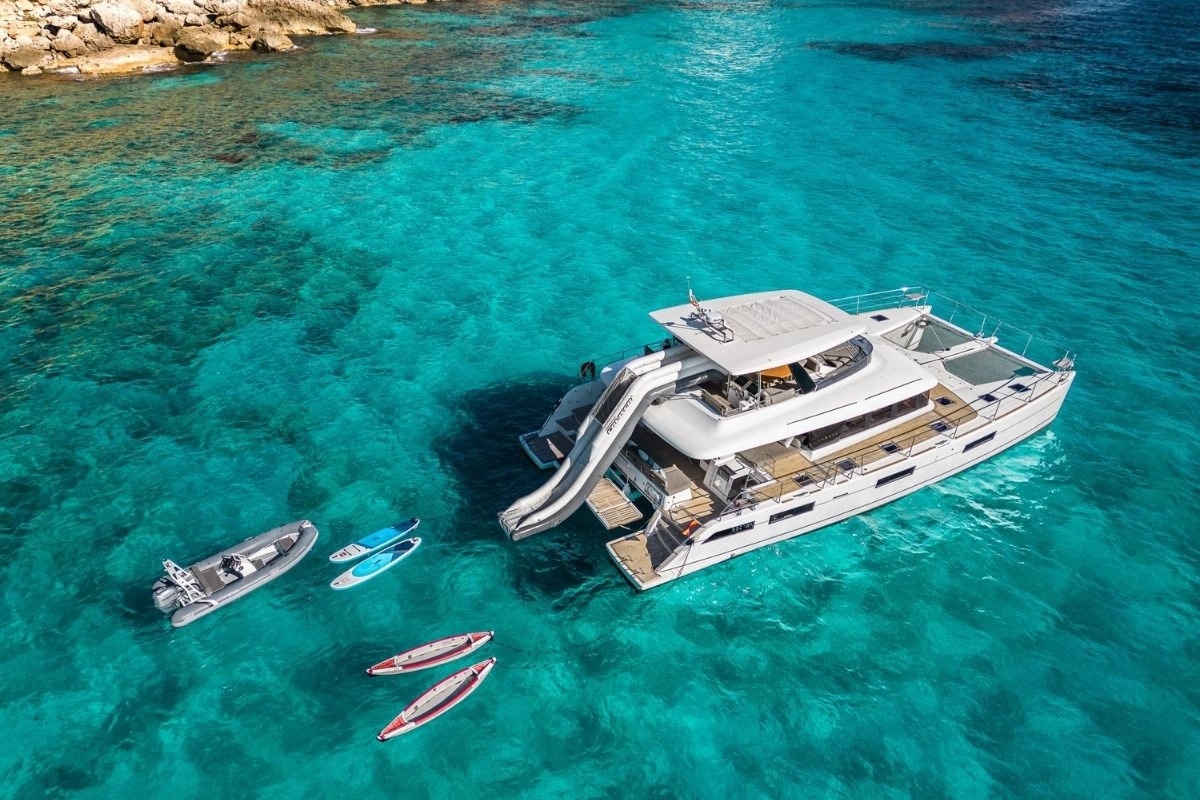 Lagoon 630 Seek in Mallorca