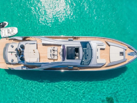 Pershing 8X Beyond in Ibiza