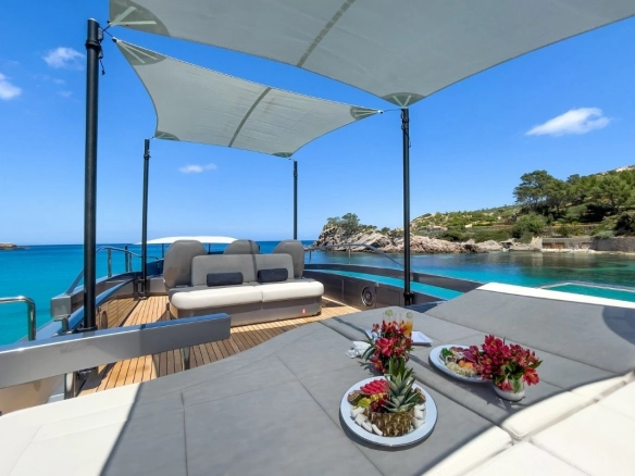 Deck of Pershing 8X Beyond in Ibiza