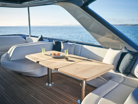 Princess Y72 Prince of Peace flybridge