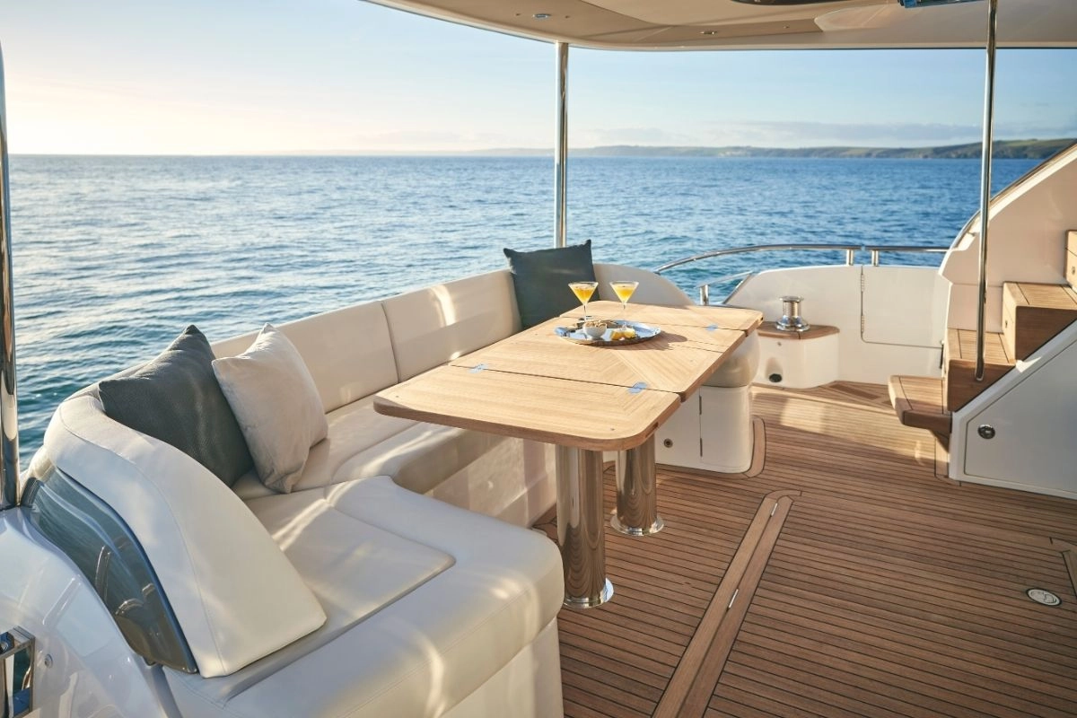 Princess Y72 Prince of Peace flybridge