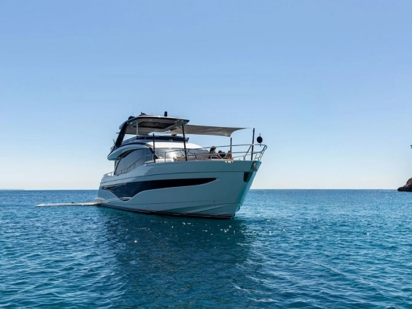 Charter yacht Princess Y72 Prince of Peace in Mallorca