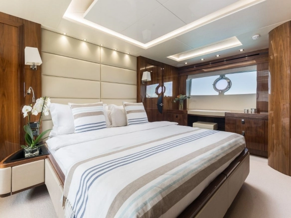 Sunseeker 86 Stardust of Mary guest cabin