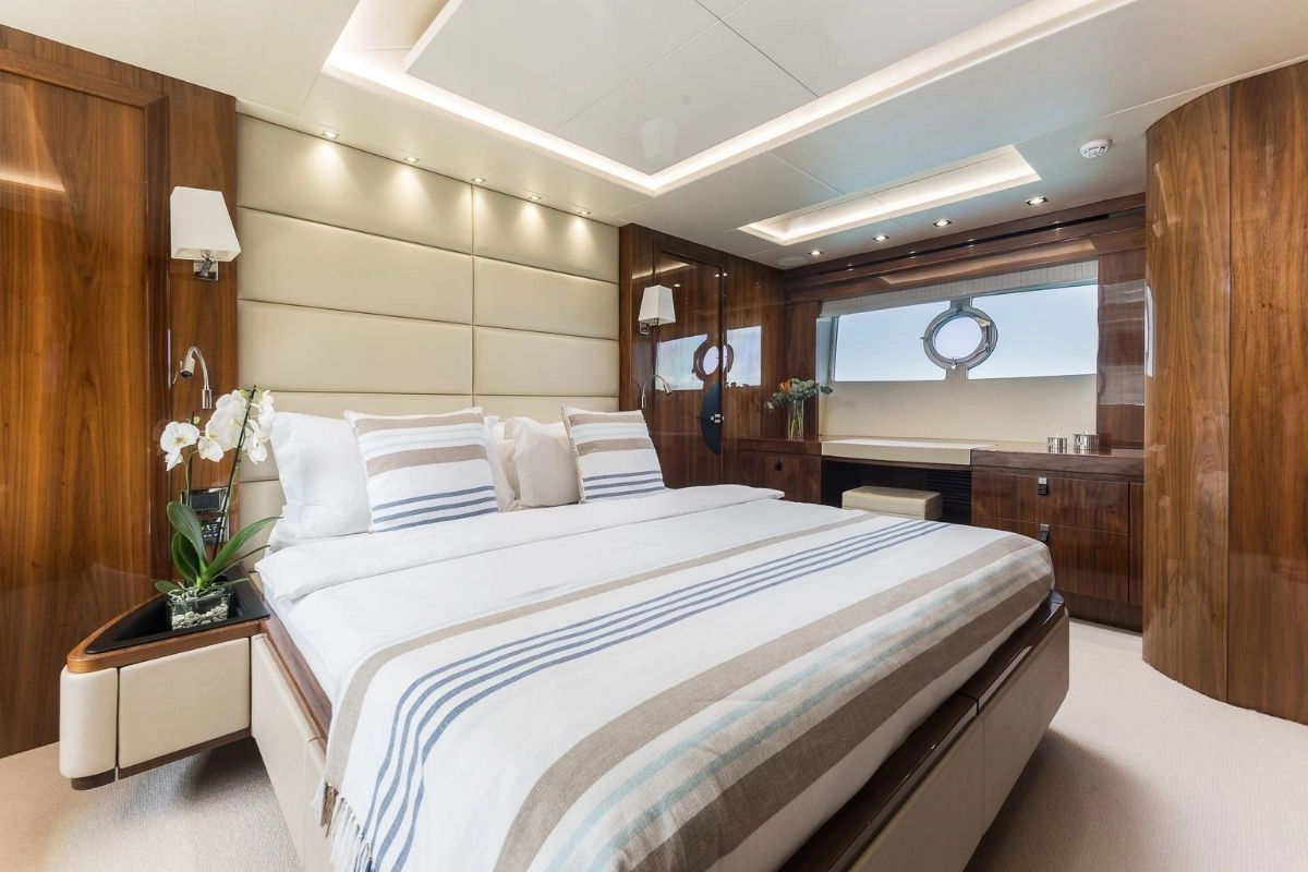 Sunseeker 86 Stardust of Mary guest cabin