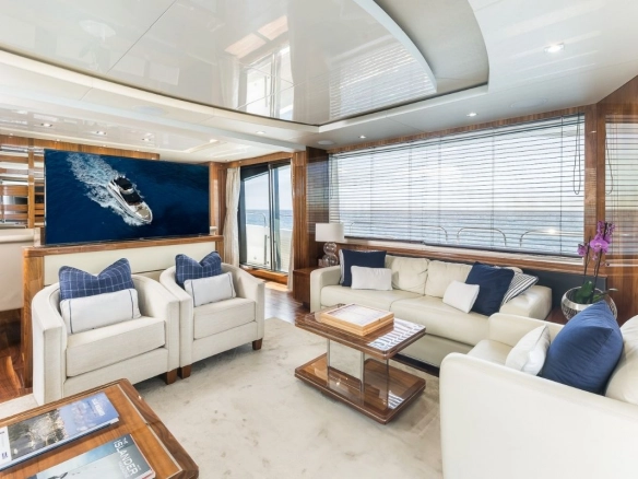 Sunseeker 86 Stardust of Mary salon