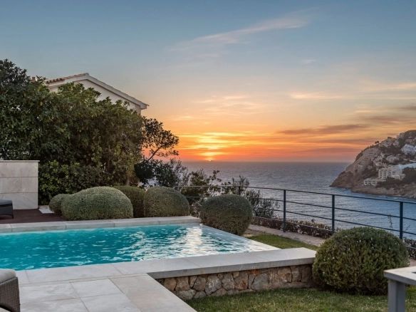 Pool at sunset of Villa Vista Mar y Vent in Port d'Andratx