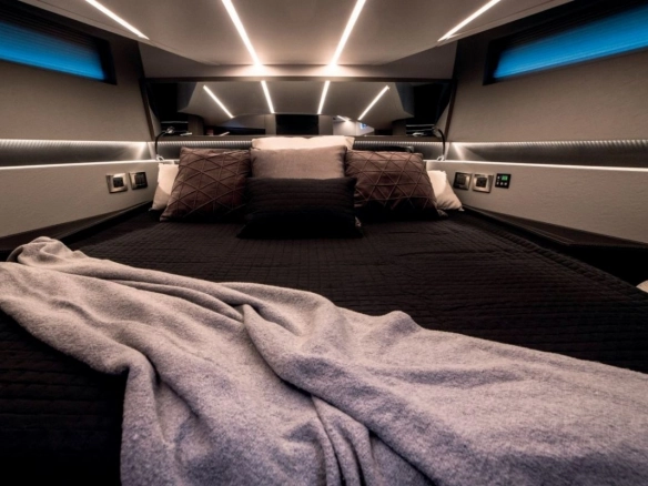 Charter yacht Okean 55 Q interior