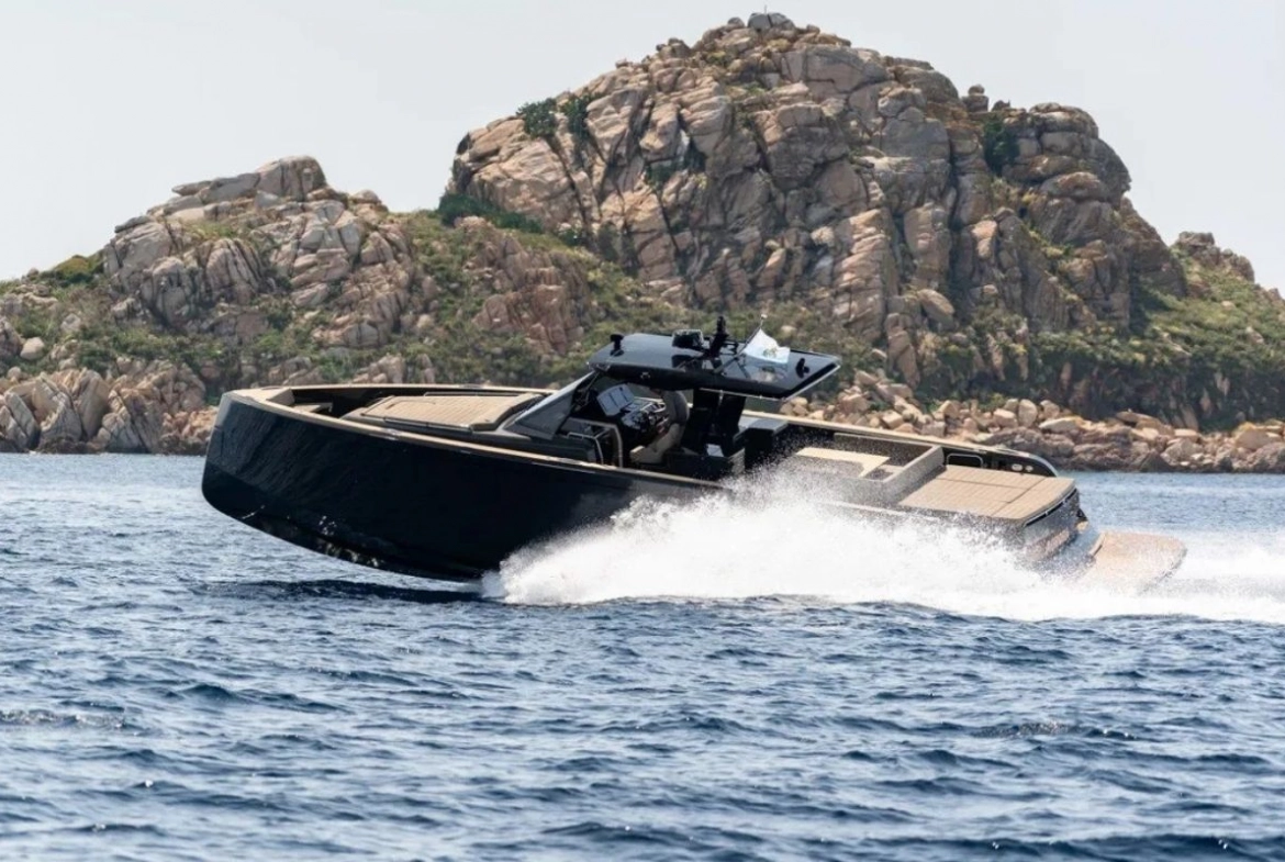 Charter yacht Pardo 50 Salty Spirit Ibiza