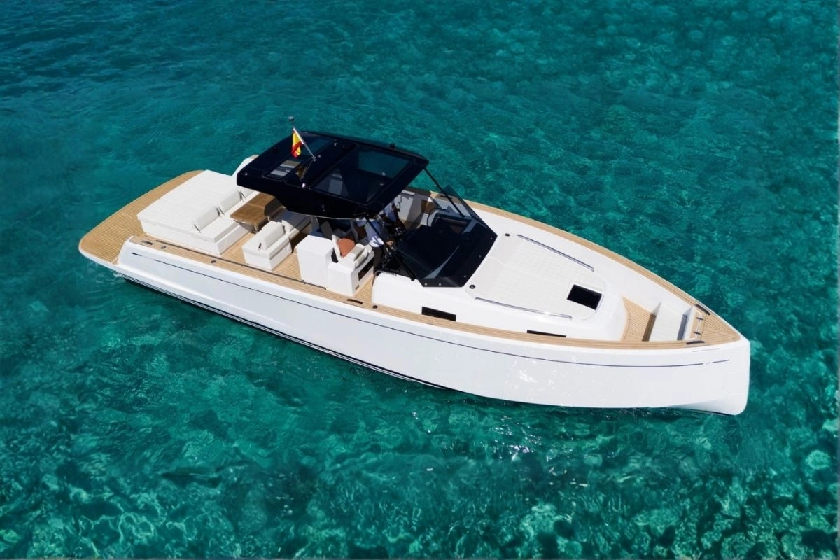 pardo-43-yaaas-ibiza Charter yacht Pardo 43 Yaaas in Ibiza
