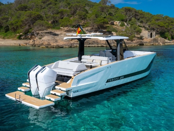 Charter yacht Tesoro T40 Outboard GTS in Mallorca