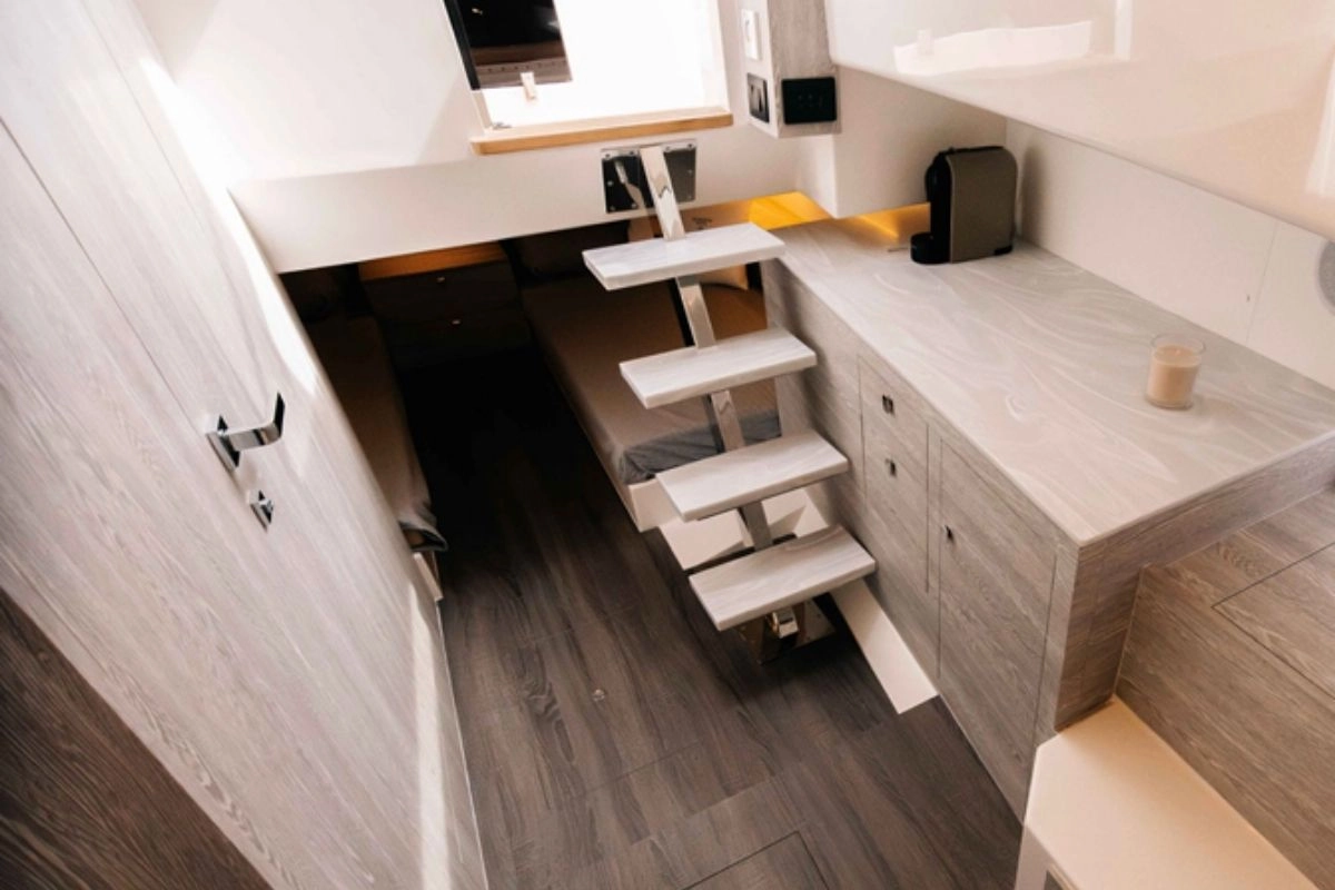 Interior of Kumbra 36